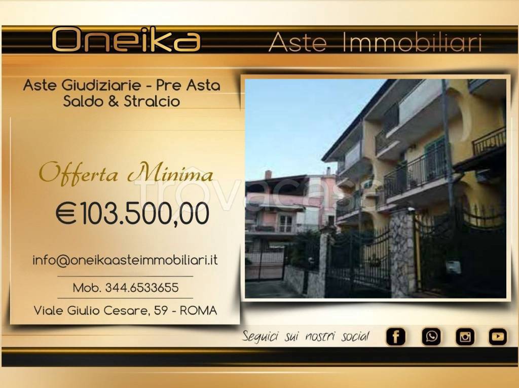 casa indipendente in vendita a Cesa