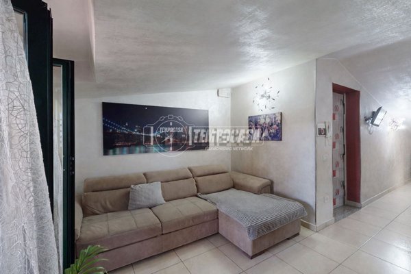 appartamento in vendita a Cesa