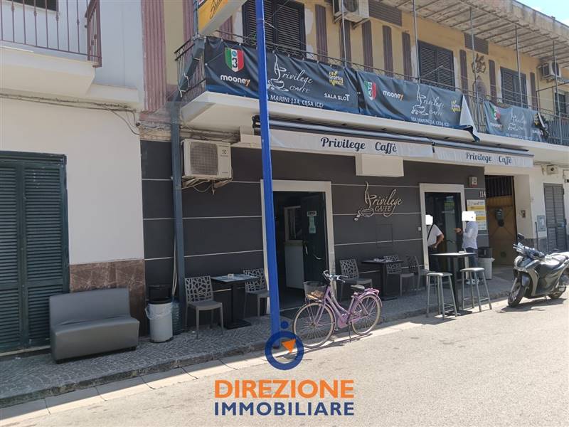 negozio in vendita a Cesa