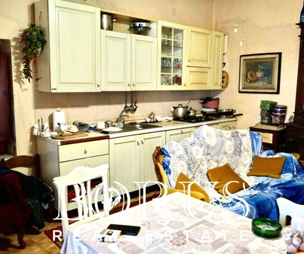 casa indipendente in vendita a Cesa
