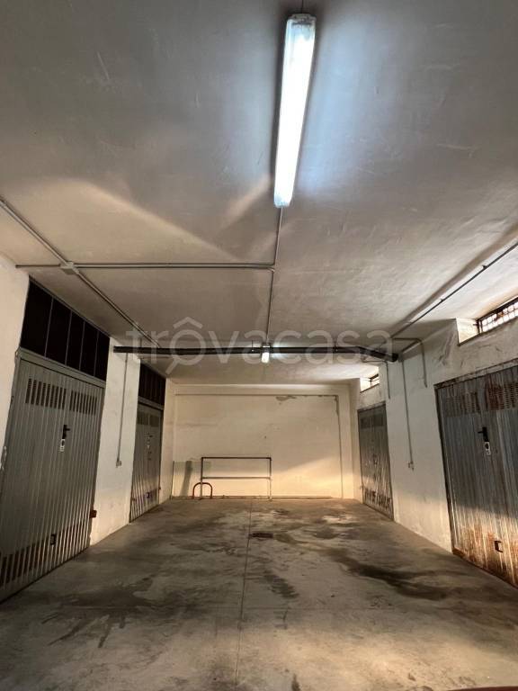 box auto in vendita a Cesa