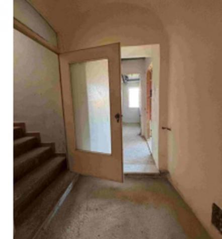 pentavano in vendita a Conca della Campania in zona Catailli