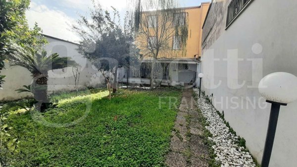 appartamento in vendita a Curti
