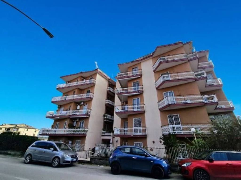 appartamento in vendita a Curti