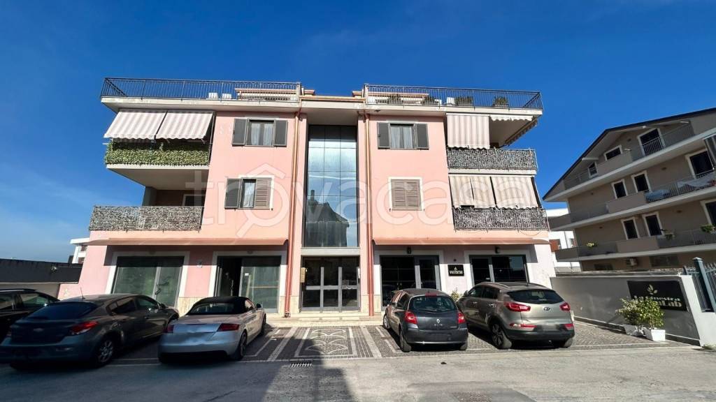 appartamento in vendita a Curti