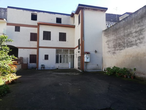 casa indipendente in vendita a Curti