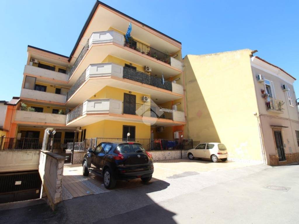 appartamento in vendita a Curti
