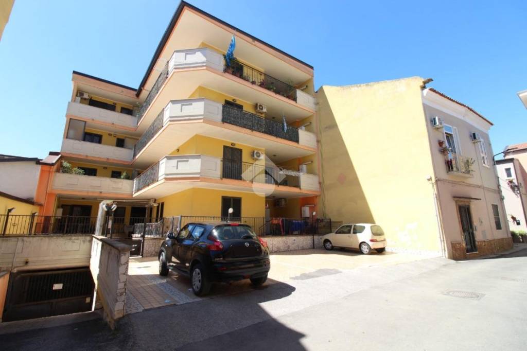 appartamento in vendita a Curti