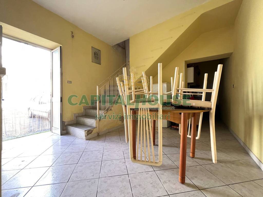 casa indipendente in vendita a Curti