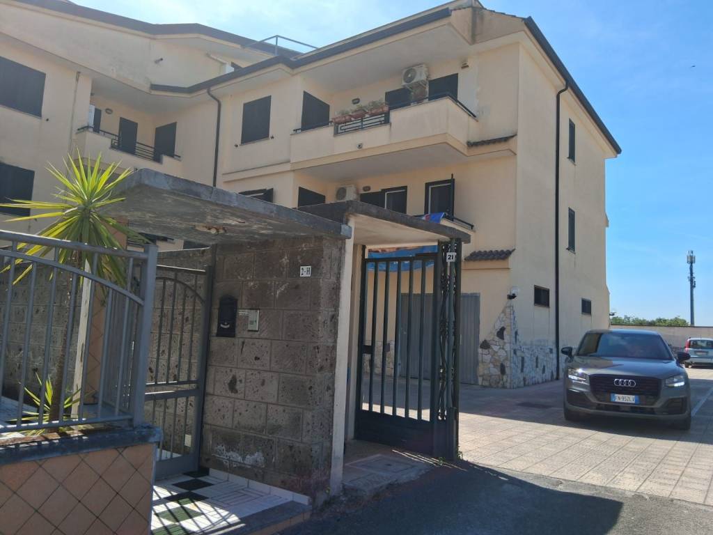 appartamento in vendita a Curti