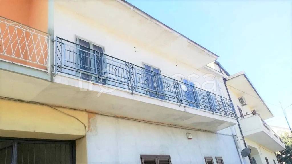 appartamento in vendita a Curti