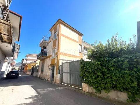 appartamento in vendita a Curti