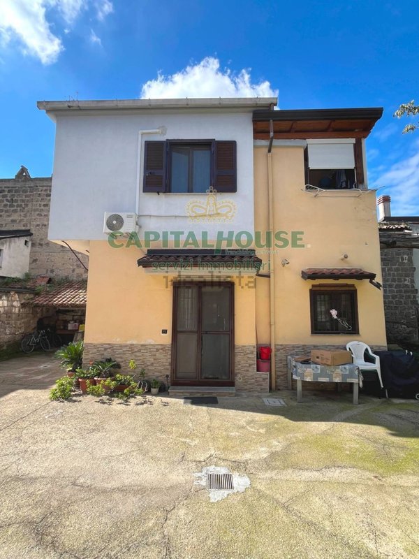 appartamento in vendita a Curti