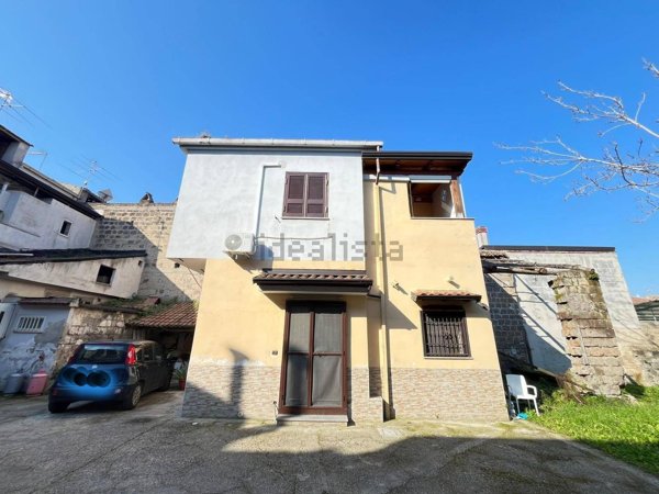 appartamento in vendita a Curti