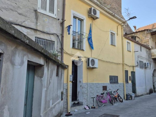 appartamento in vendita a Curti