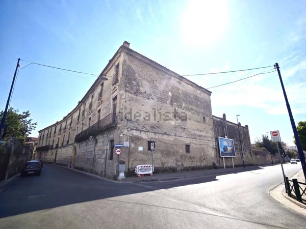 casa indipendente in vendita a Curti