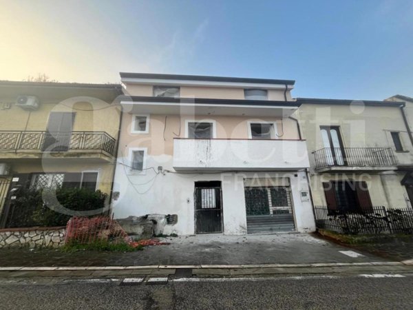 casa indipendente in vendita a Dragoni in zona San Giorgio