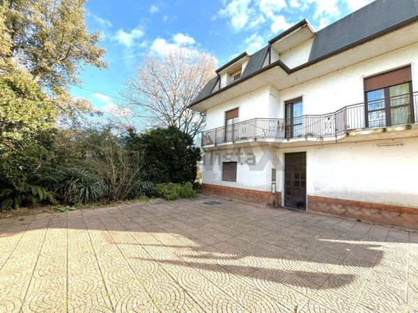 casa indipendente in vendita a Dragoni