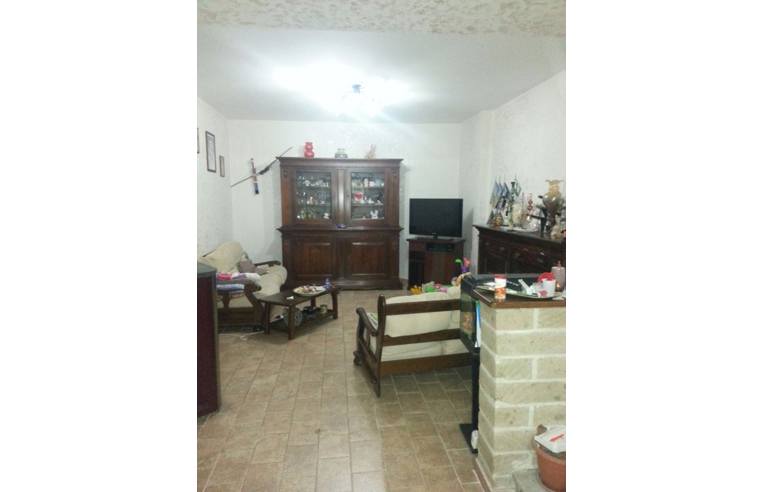 casa indipendente in vendita a Dragoni