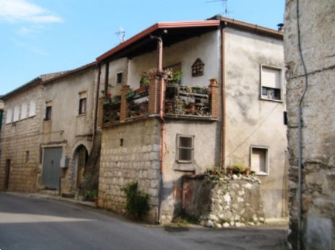 casa indipendente in vendita a Dragoni in zona San Giorgio