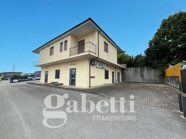 casa indipendente in vendita a Dragoni