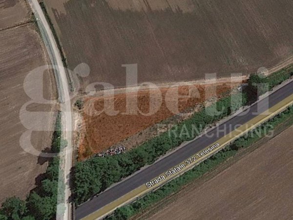 terreno agricolo in vendita a Dragoni