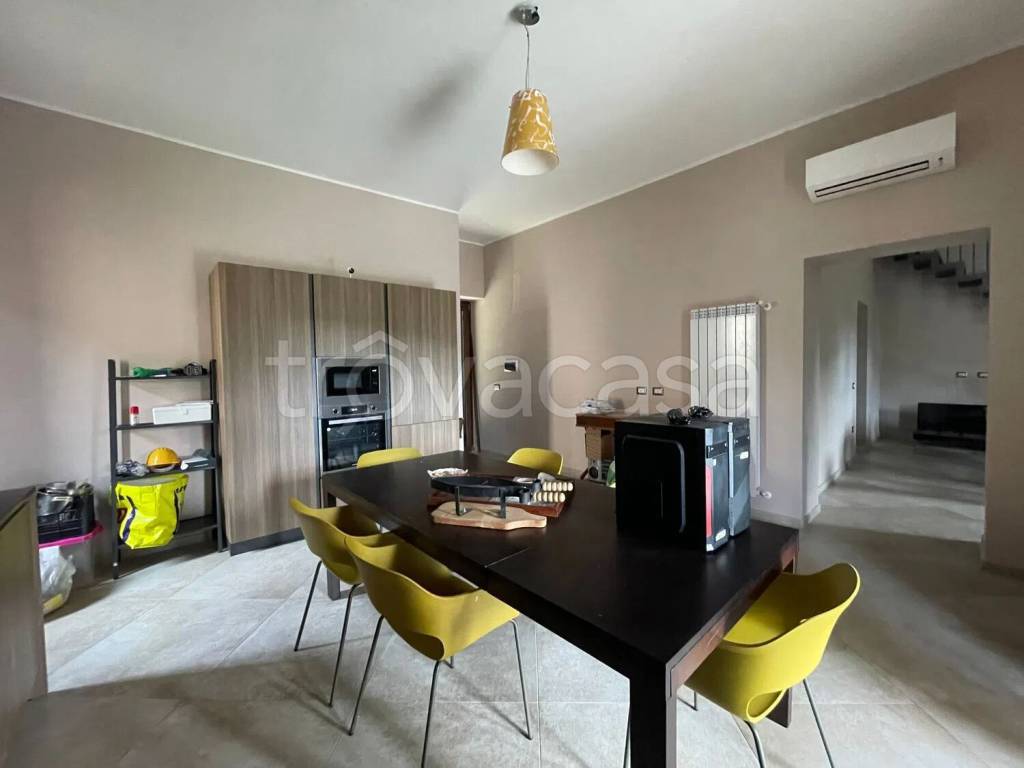 casa indipendente in vendita a Formicola