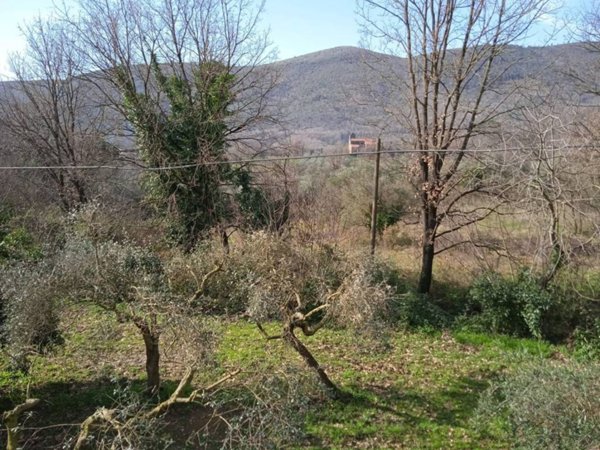 casa indipendente in vendita a Formicola