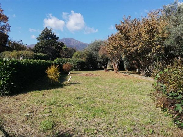 casa indipendente in vendita a Formicola