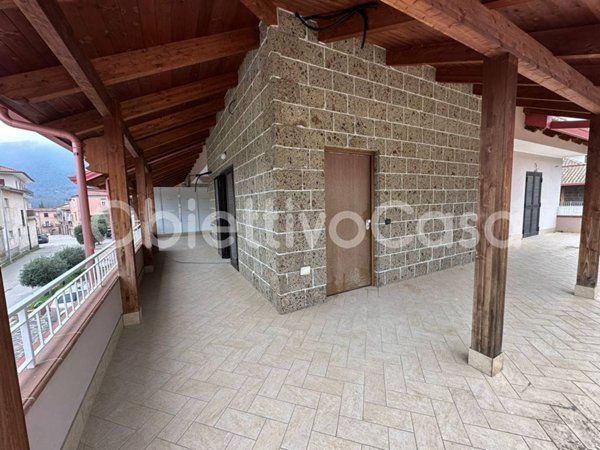 casa indipendente in vendita a Formicola