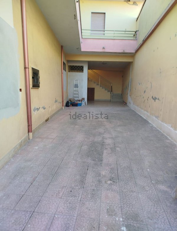 appartamento in vendita a Francolise in zona Sant'Andrea del Pizzone