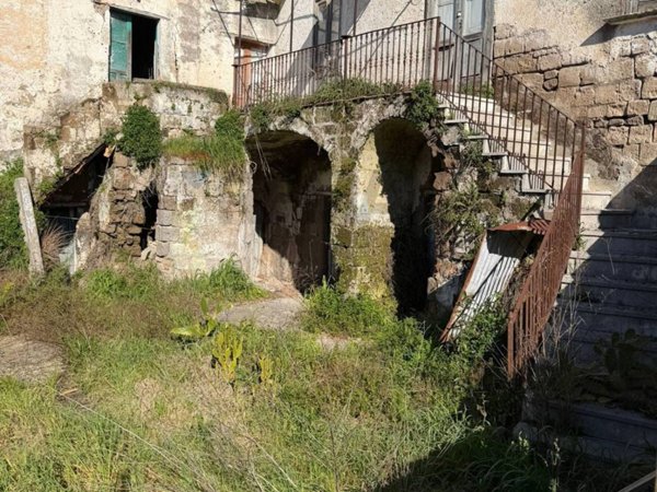 casale in vendita a Francolise in zona Sant'Andrea del Pizzone
