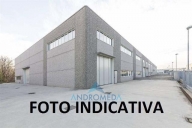 negozio in vendita a Frignano