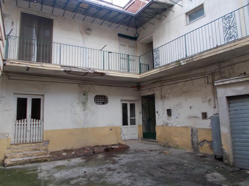 casa indipendente in vendita a Frignano