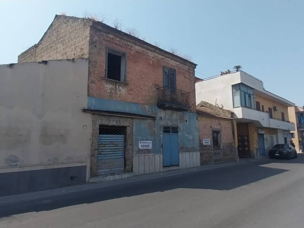 casa indipendente in vendita a Frignano