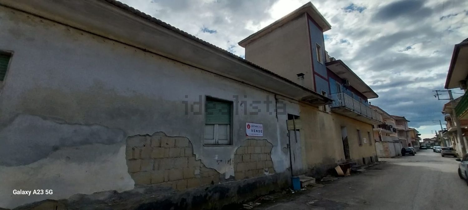 casa indipendente in vendita a Frignano