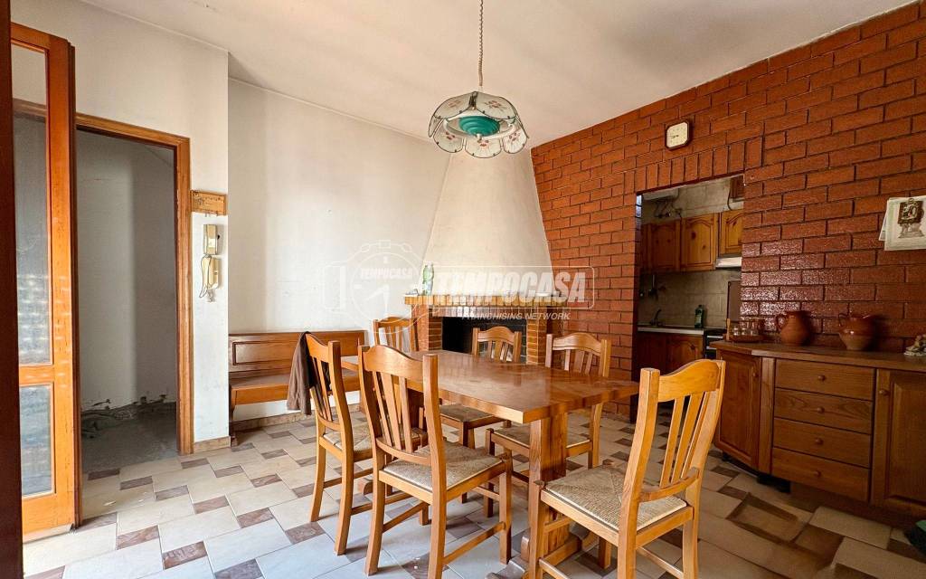 casa indipendente in vendita a Frignano