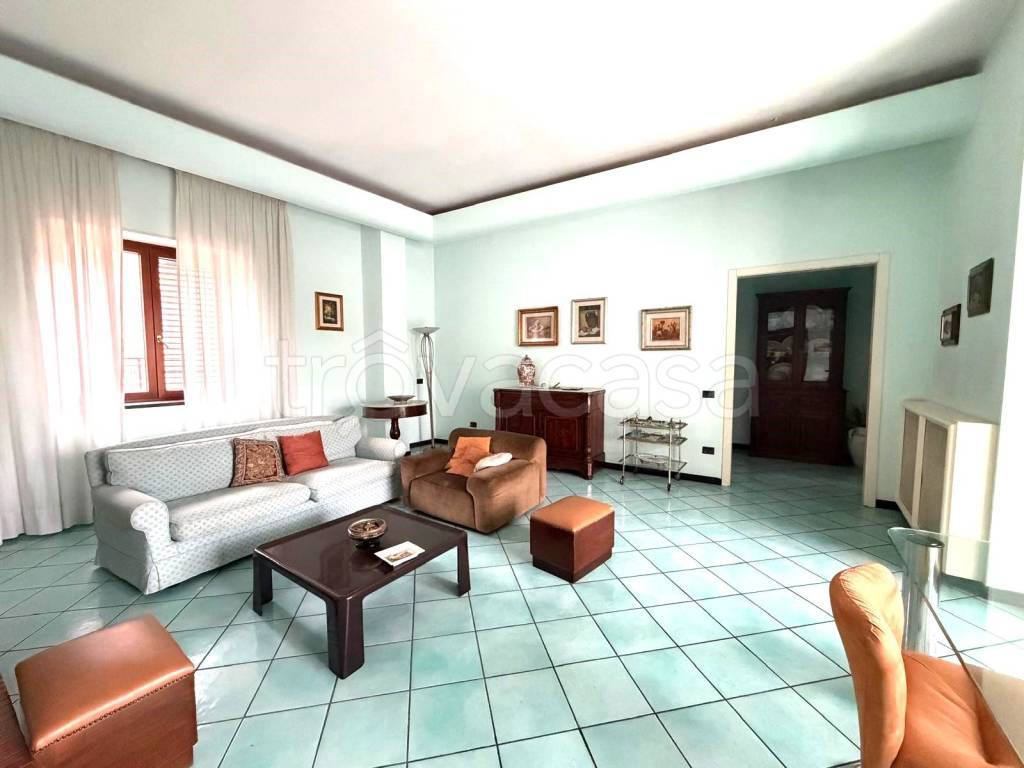 casa indipendente in vendita a Frignano