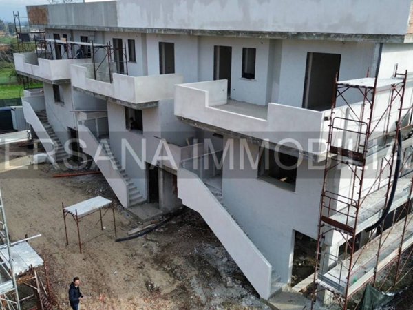 casa indipendente in vendita a Frignano