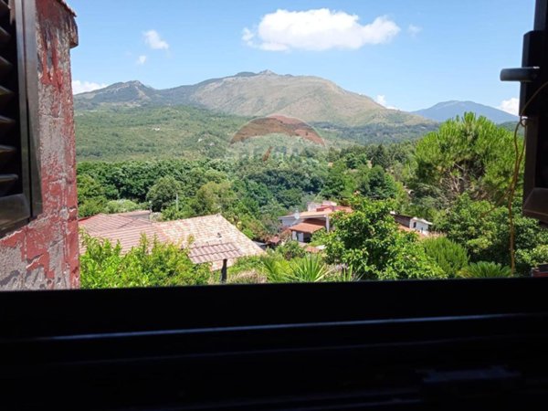 appartamento in vendita a Galluccio