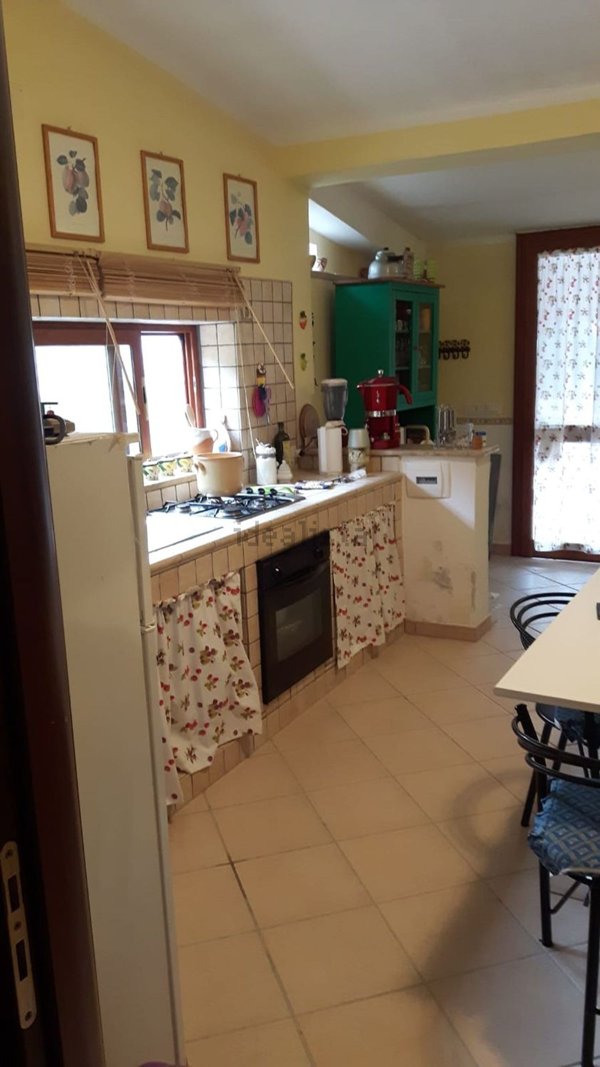 casa indipendente in vendita a Galluccio