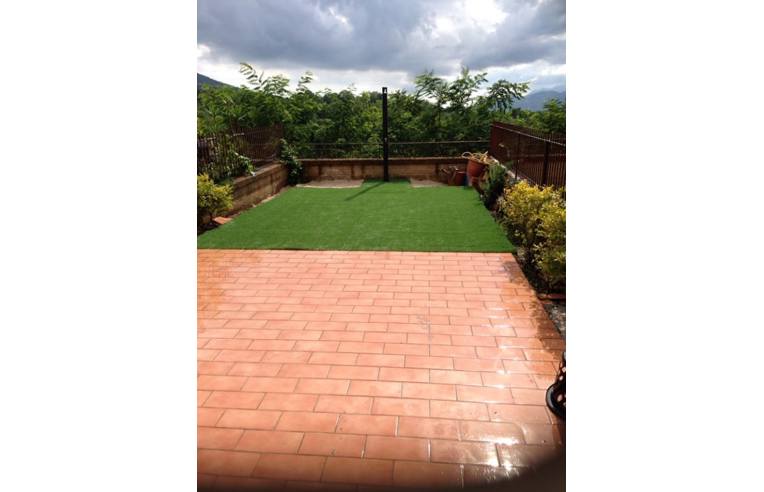 casa indipendente in vendita a Galluccio in zona San Clemente