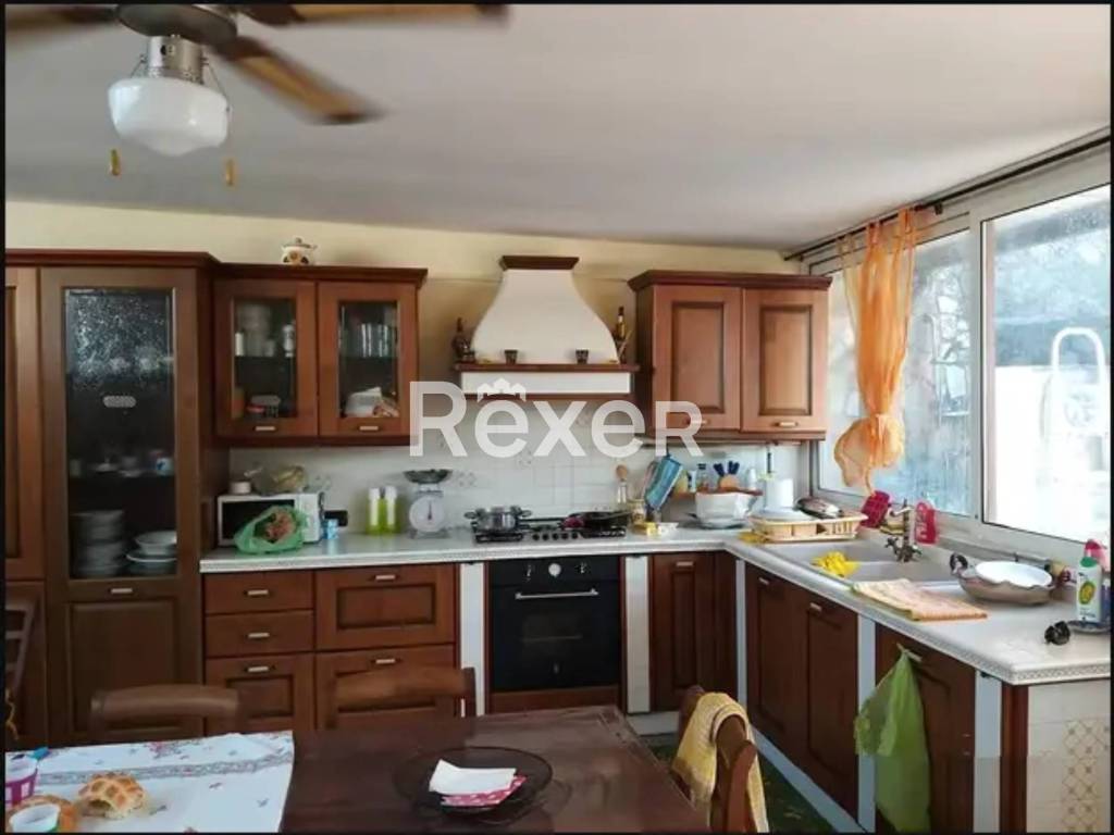 casa indipendente in vendita a Galluccio