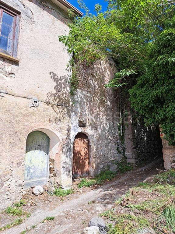 appartamento in vendita a Galluccio