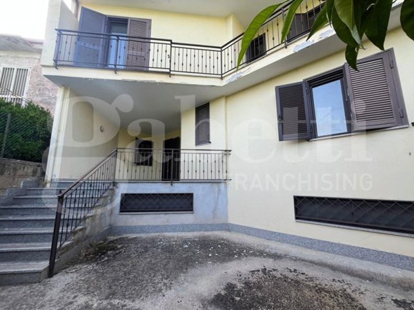 casa indipendente in vendita a Giano Vetusto