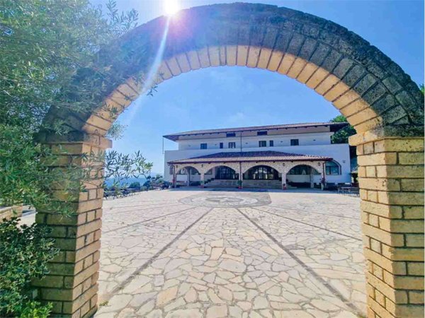 azienda agricola in vendita a Giano Vetusto