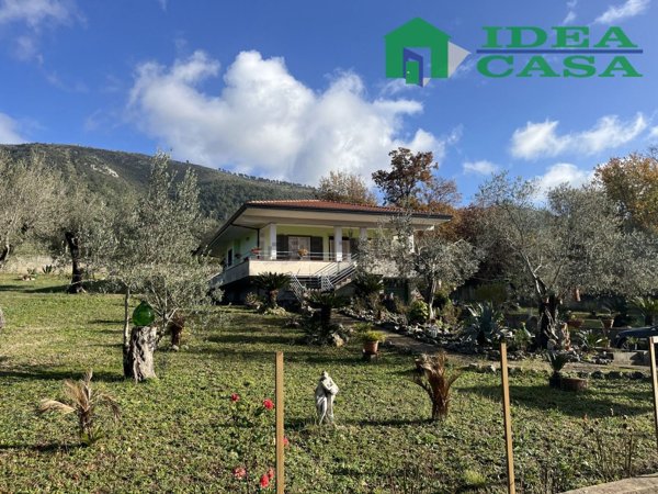 casa indipendente in vendita a Giano Vetusto