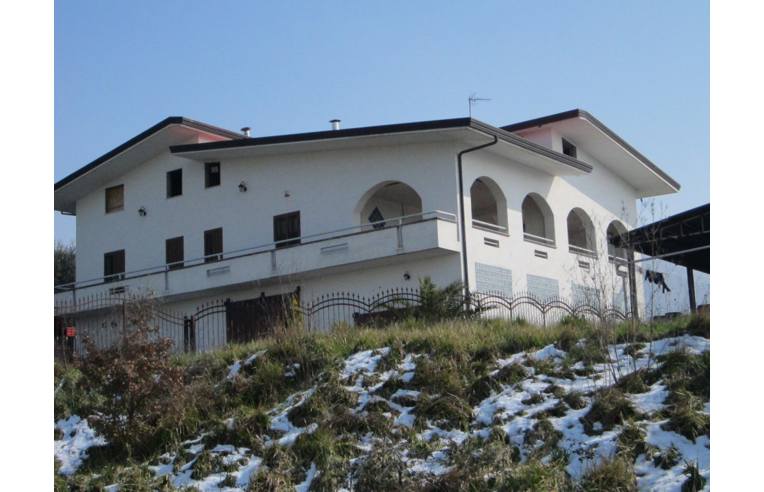 casa indipendente in vendita a Gioia Sannitica