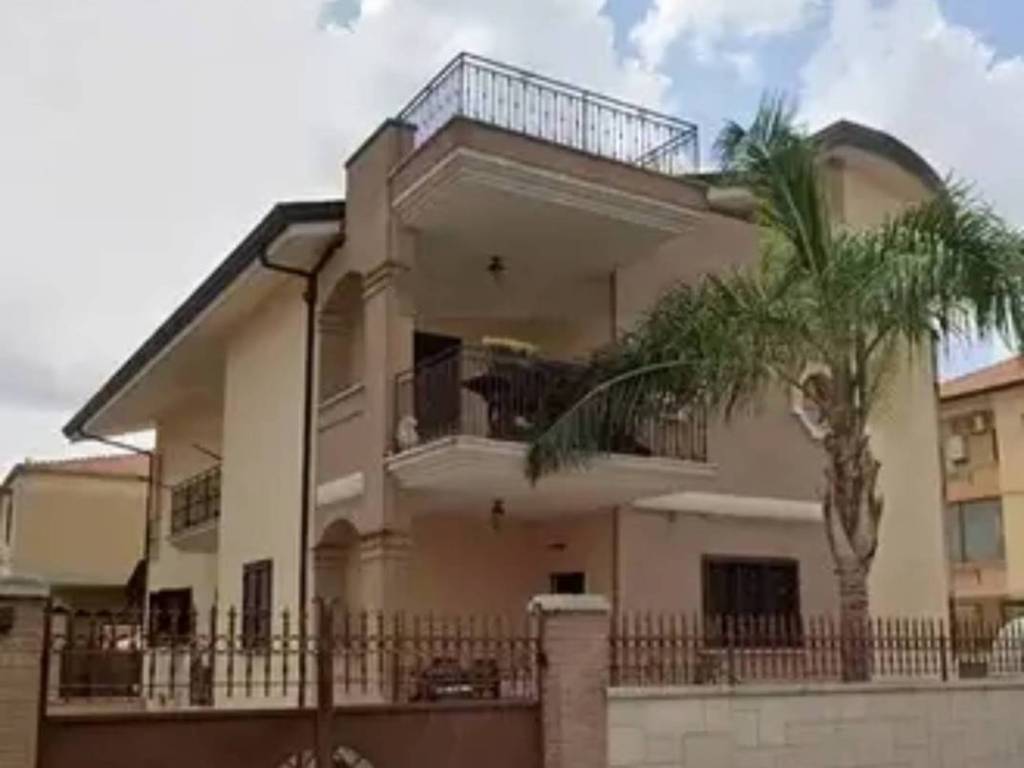 casa indipendente in vendita a Gricignano di Aversa