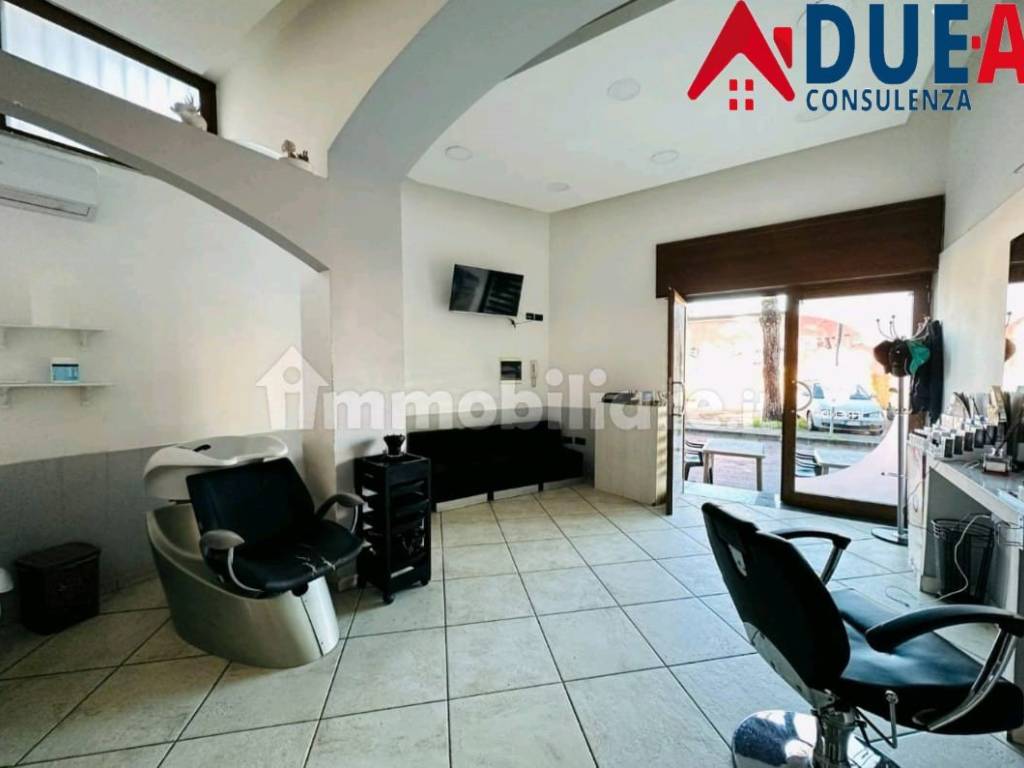 negozio in vendita a Gricignano di Aversa